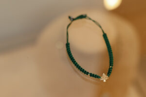 Bracelet Green Cordon With Gold Cedar